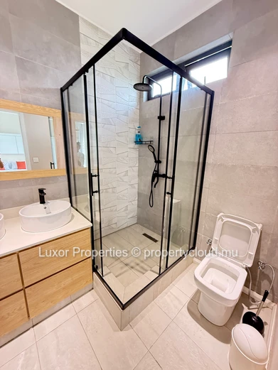 Luxury Duplex Penthouse For Rent – Ruisseau Palmyre