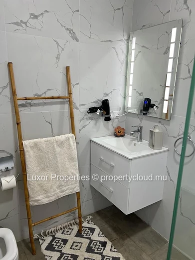 For Rent | Spacious & Secure 3-Bedroom Apartment In Albion