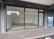 Commercial building ideally located in Solférino