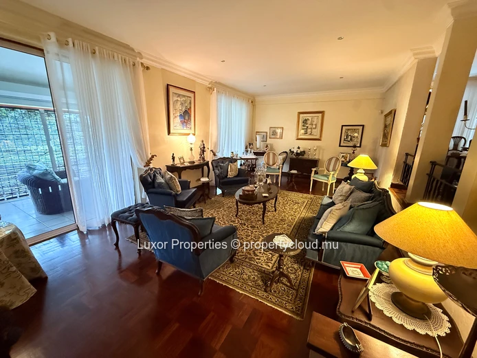  Colonial Elegance Meets Modern Functionality – Moka, Gentilly