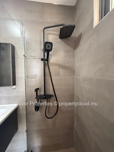 For Rent – Beachfront Penthouse | 3 Bedrooms 
