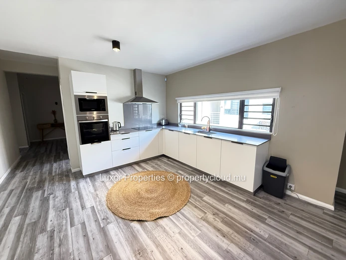 Luxury Duplex Penthouse For Rent – Ruisseau Palmyre