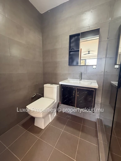 For Rent – Beachfront Penthouse | 3 Bedrooms 