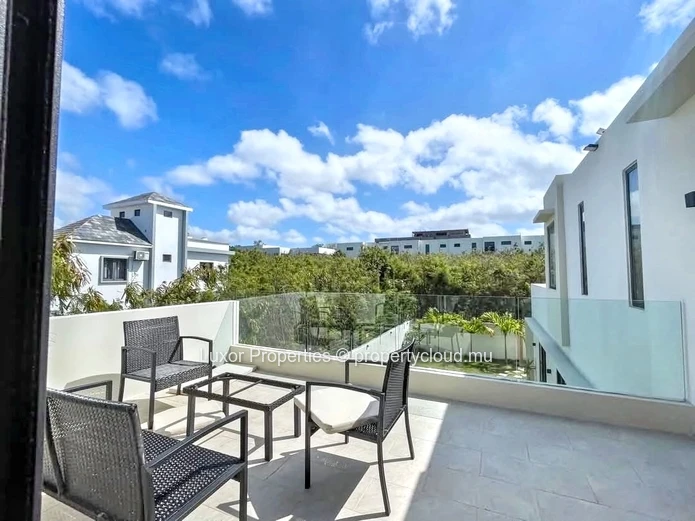 Stunning Villa for Rent in Mauritius Rs100000