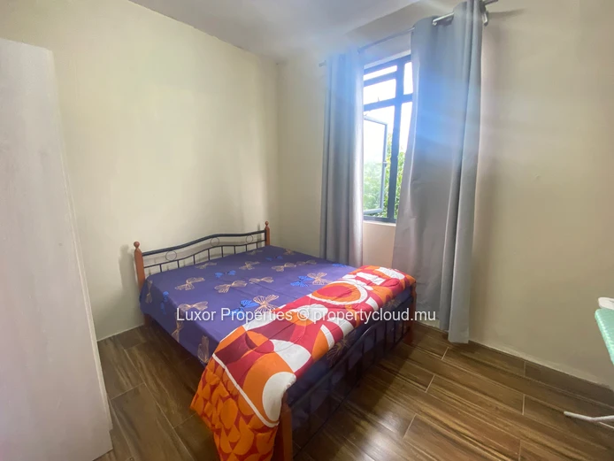 Appartement De 3 Chambres À Ébène 