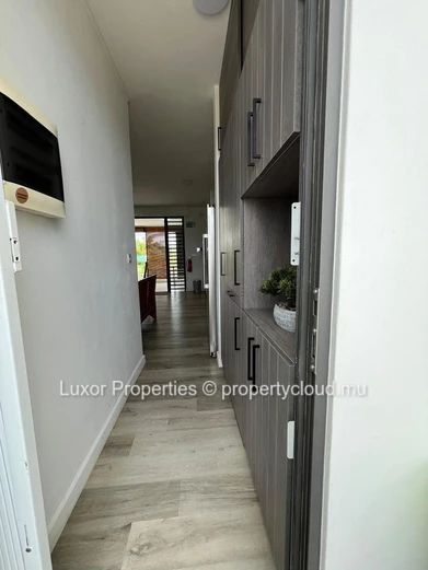 For Rent | Spacious & Secure 3-Bedroom Apartment In Albion
