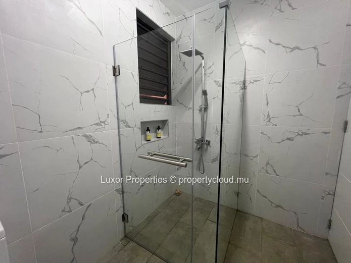 For Rent | Spacious & Secure 3-Bedroom Apartment In Albion