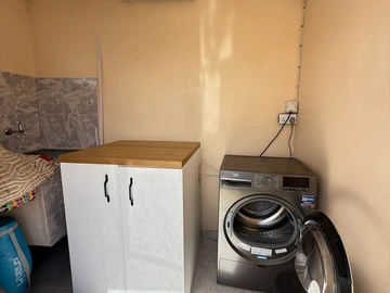 3 Bedroom Studio