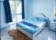 This spacious and comfortable 3-