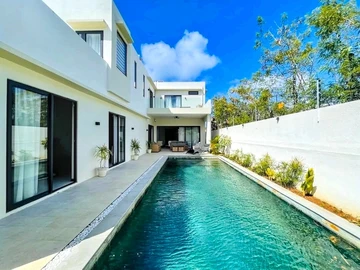 4 Bedroom Villa
