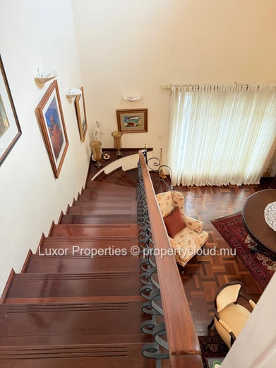  Colonial Elegance Meets Modern Functionality – Moka, Gentilly