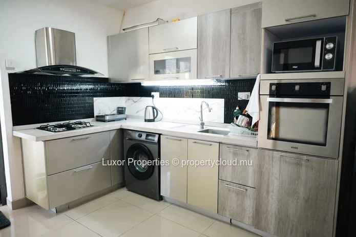 FOR SALE – Modern 3 bedroom apartment in Flic en Flac