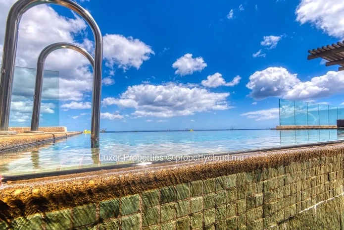 Royal park/Mascarene Penthouse for sale 