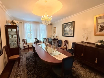 5 Bedroom Villa